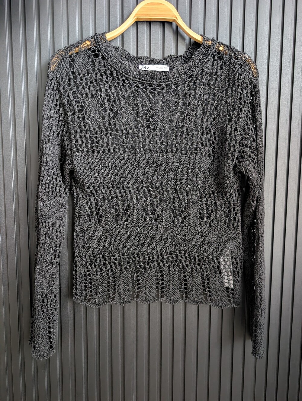 Zara Black Open-Knit Long-Sleeve Sweater Size S